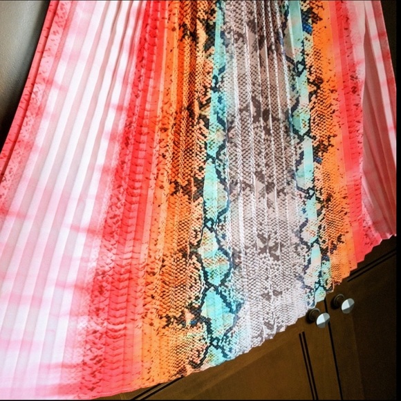 LOVERS + FRIEND'S Aztec Python STRAPLESS DRESS - Picture 5 of 8